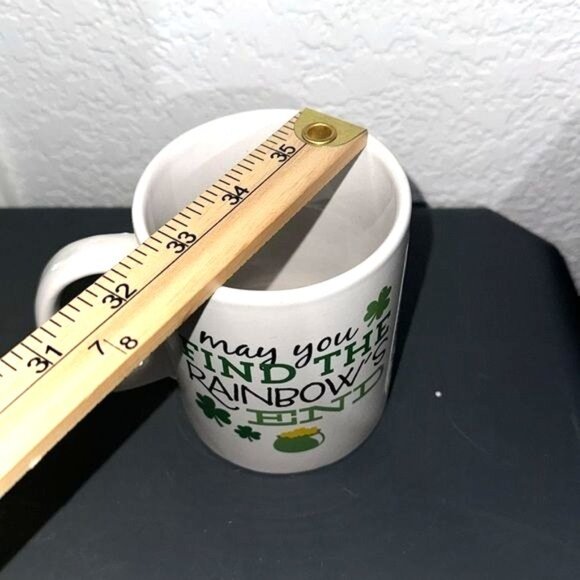 Saint Patricks Day Coffee Mug 16 Oz Ceramic Green & White - Picture 3 of 4